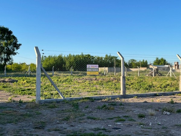 Venta terreno Tacuari y Avellaneda