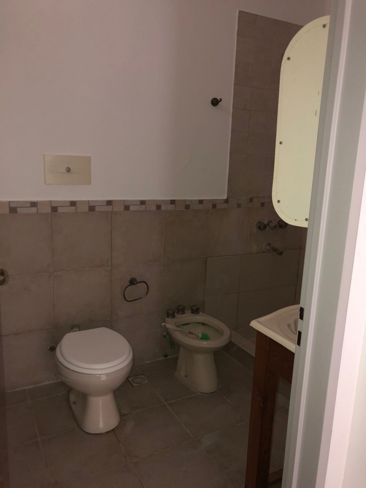 Venta depto 2 dormitorios + 4 cocheras