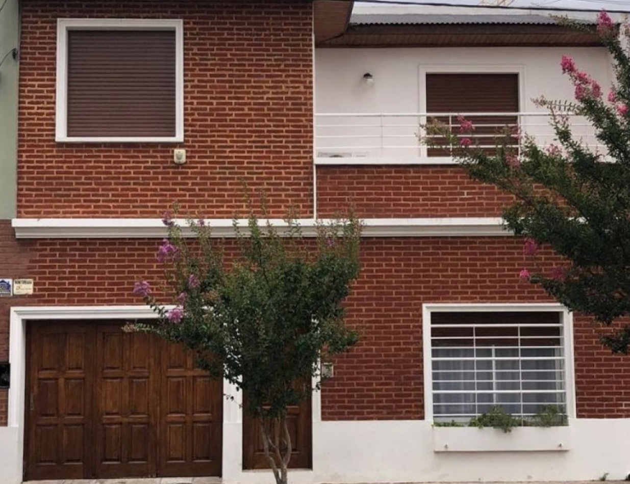 Venta casa de cuatro dormitorios