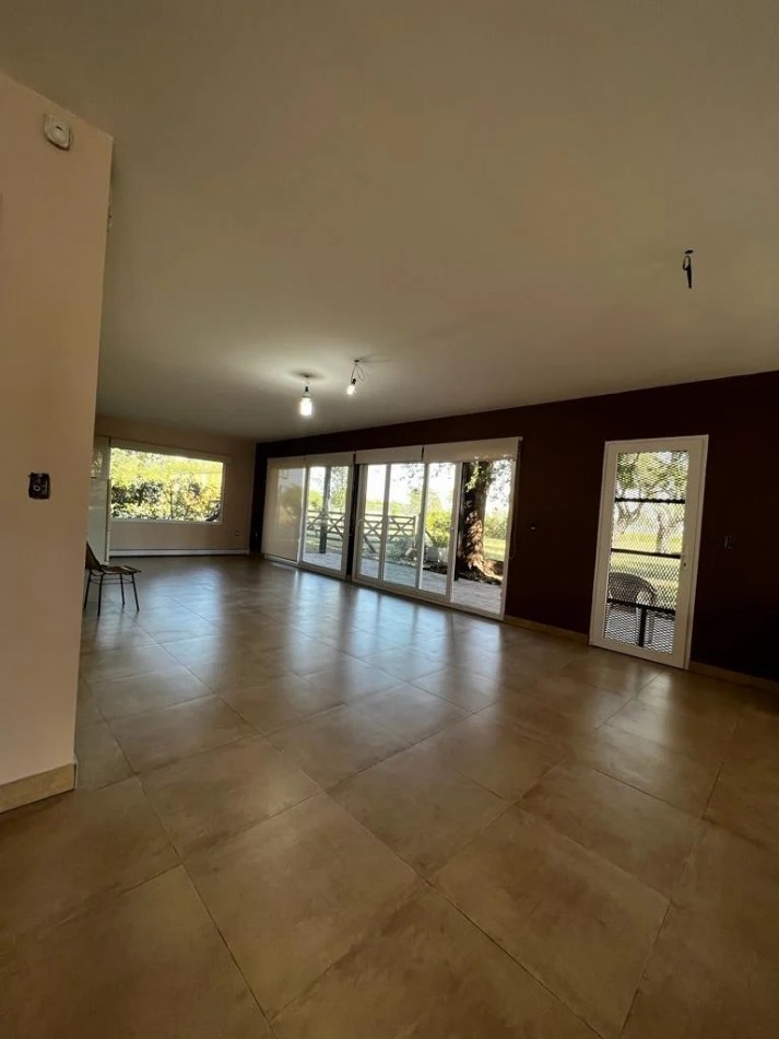 Venta casa quinta sobre 3 hectareas