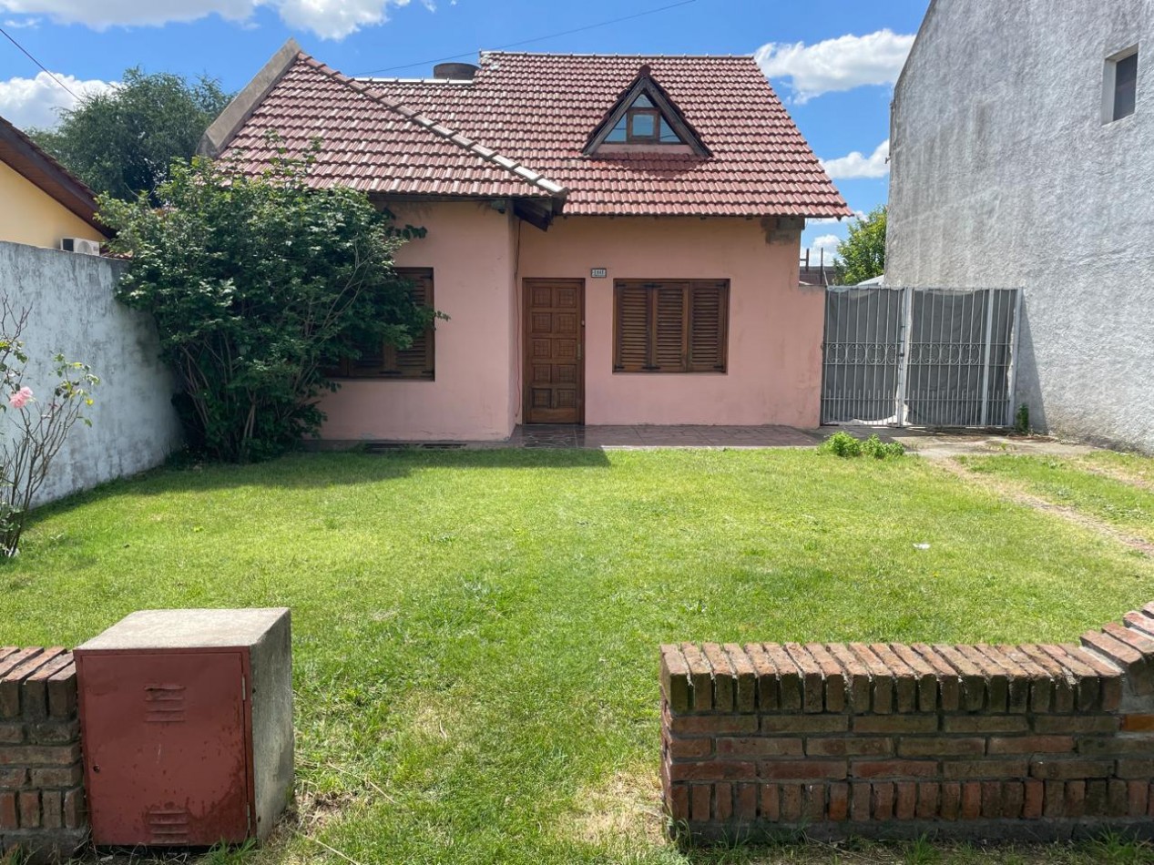 Venta casa tres dormitorios