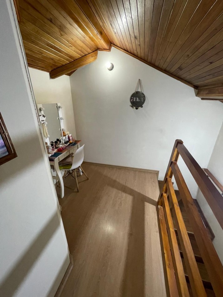 Venta casa tres dormitorios