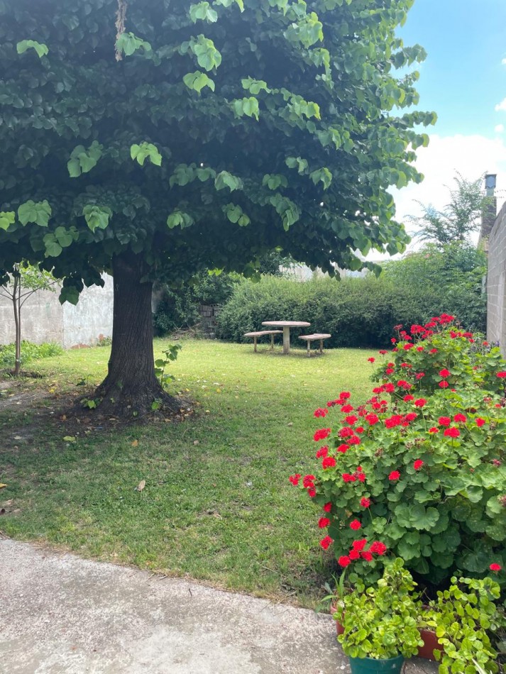Venta casa tres dormitorios