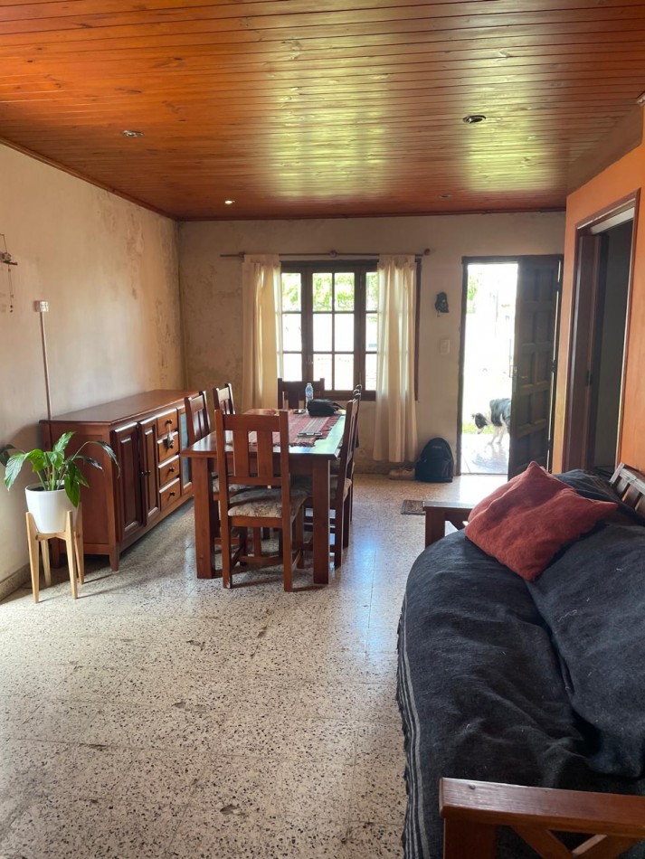 Venta casa tres dormitorios