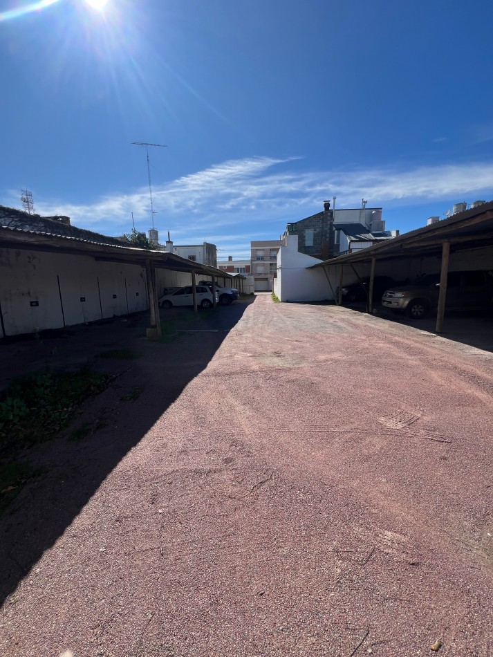 Lote centrico + cocheras