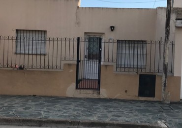 Venta casa a refaccionar 